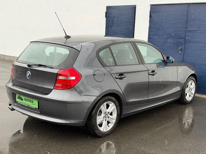 Gebraucht BMW 116 Advantage 122 PS (89 kW) 2008 Sparkling graphite metallic Kleinwagen