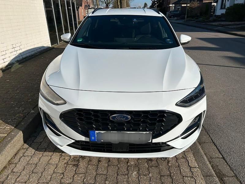 Gebraucht Ford Focus ST-Line 116 PS (85 kW) 2025 Weiß Kombi