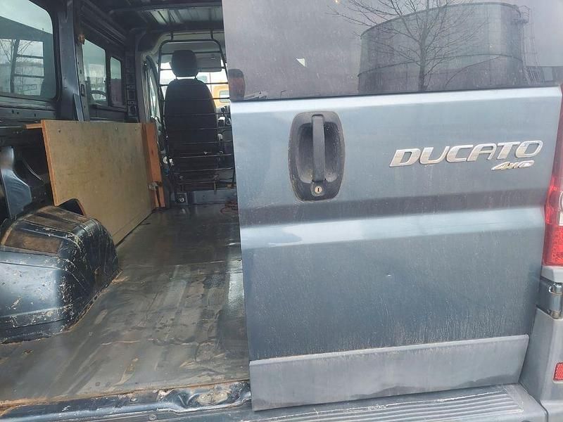 Gebraucht Fiat Ducato 158 PS (116 kW) 2011 Blau Van