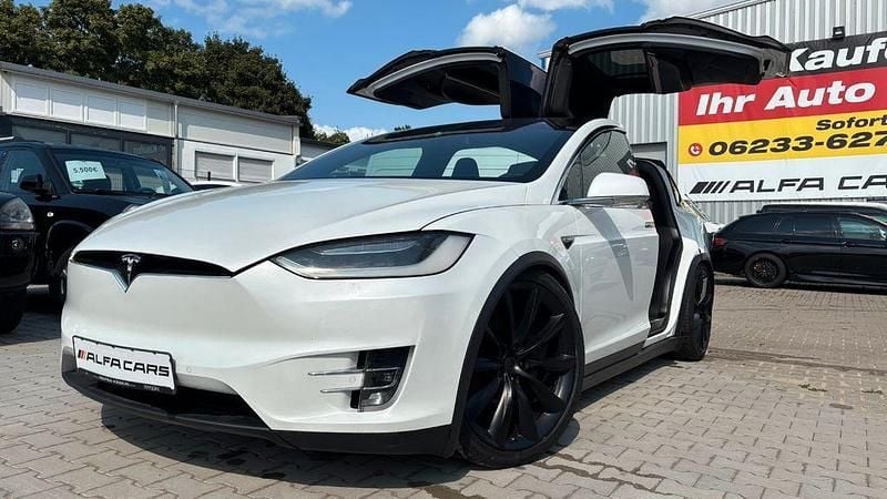 Weiß Gebraucht 2016 Tesla Model X SUV | 27.950 € (Superpreis) - Bild 1/4