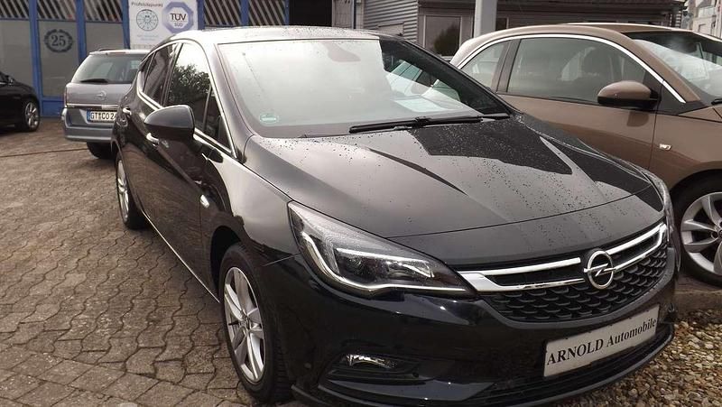 Gebraucht Opel Astra Dynamic 125 PS (91 kW) 2016 Karbonschw graphitschw midnigh Kleinwagen