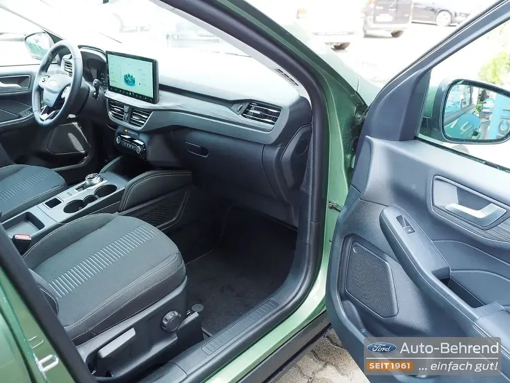 Neu Ford Kuga Active 242 PS (177 kW) 2026 Bursting green SUV