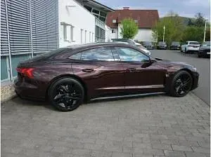 Gebraucht Audi RS e-tron GT 439 kW (598 PS) 2024 Rot (sevillarot metallic) Limousine