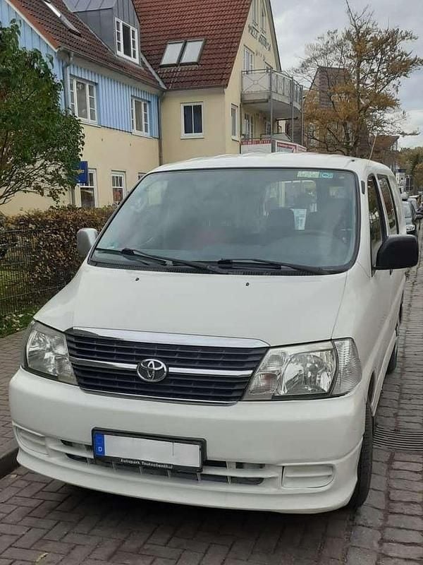 Gebraucht Toyota HiAce 117 PS (86 kW) 2010 Van