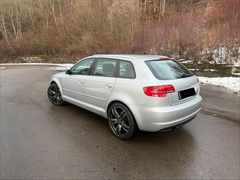 Gebraucht Audi A3 140 PS (102 kW) 2011 Silber Kleinwagen