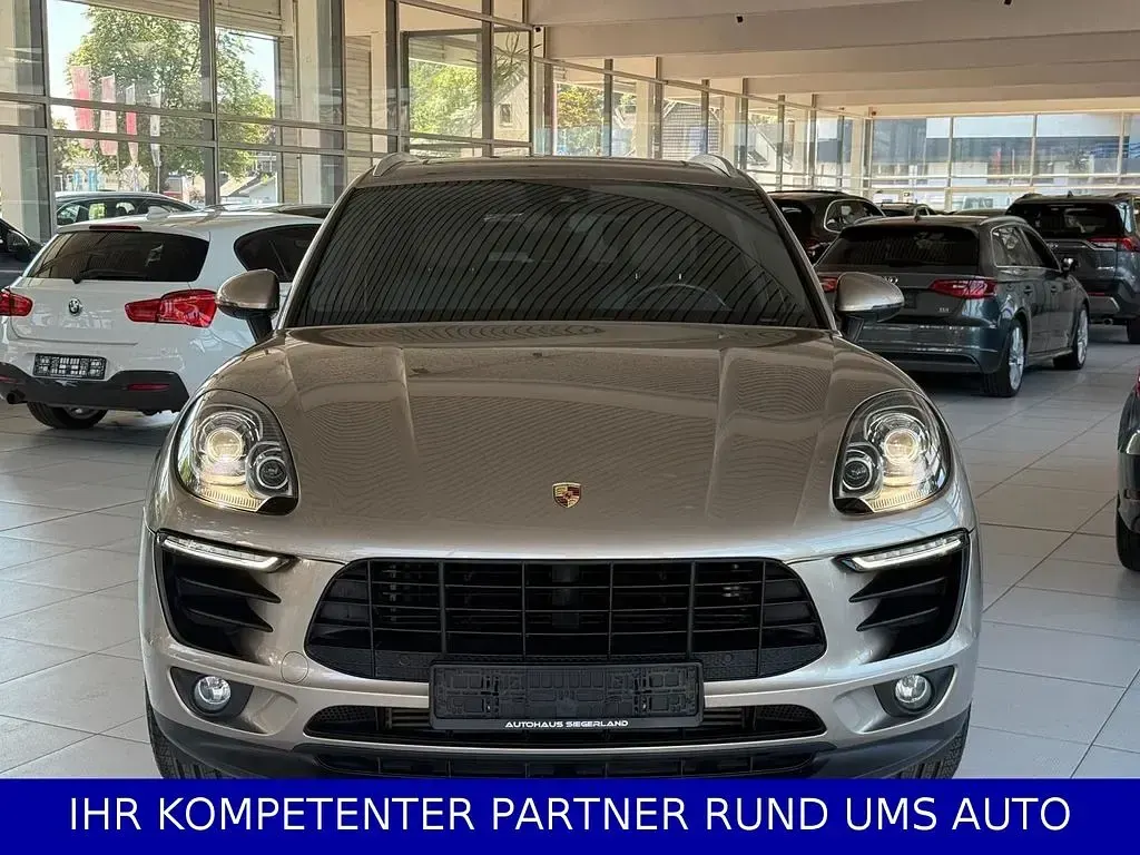 Gebraucht Porsche Macan 252 PS (185 kW) 2018 Gold SUV
