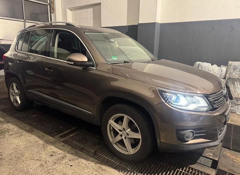 Gebraucht VW Tiguan 180 PS (132 kW) 2012 Braun SUV