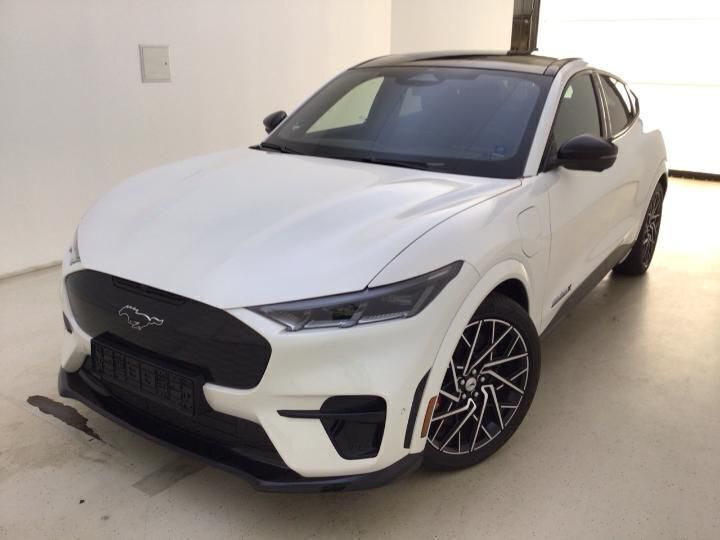 Weiß Gebraucht 2024 Ford Mustang Mach-E GT SUV | 52.840 € (Superpreis) - Bild 1/4