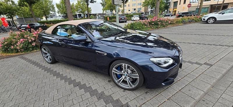 Blau Gebraucht 2012 BMW M6 Cabriolet Shadowline Cabrio | 44.900 € (Superpreis) - Bild 1/4