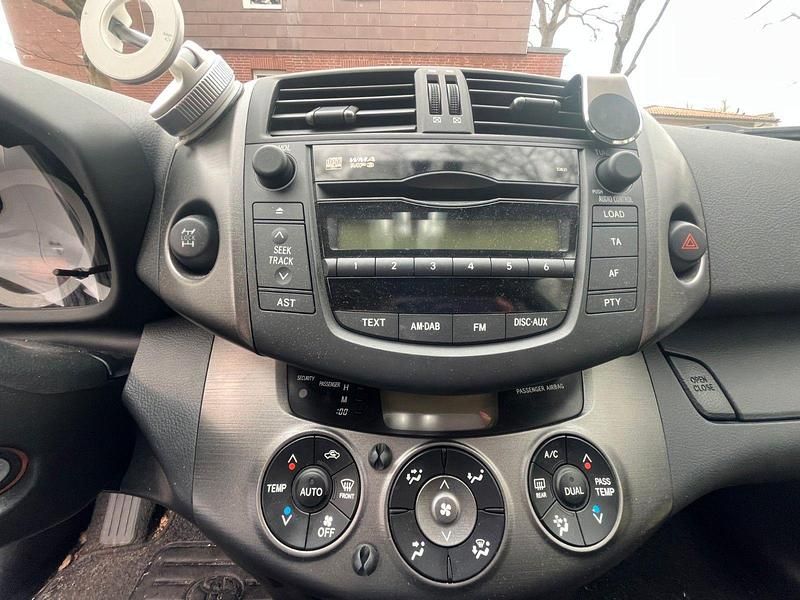 Gebraucht Toyota RAV4 Multidrive S 158 PS (116 kW) 2011 Grau SUV