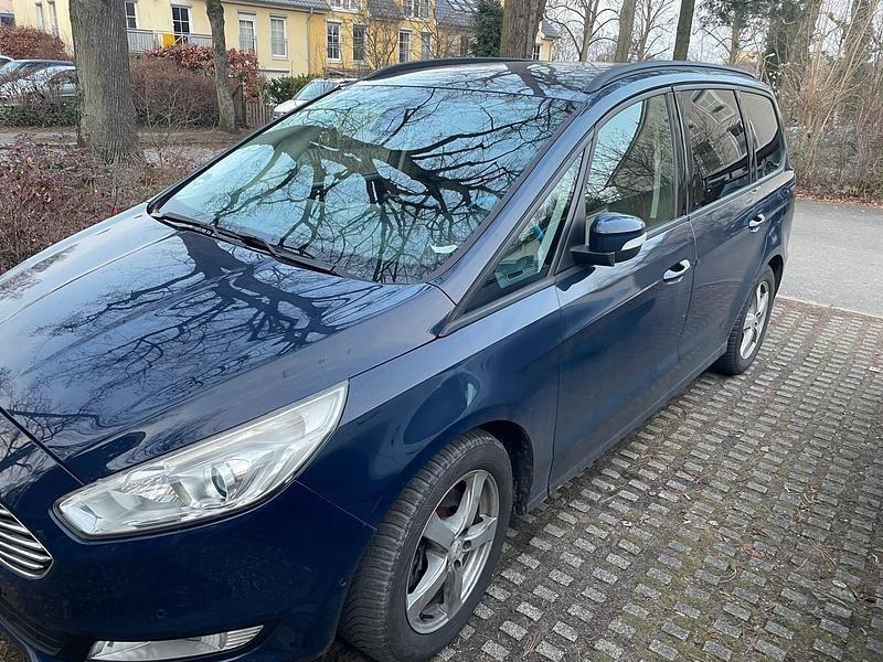 Gebraucht Ford Galaxy 150 PS (110 kW) 2016 Blau Van / Kleinbus