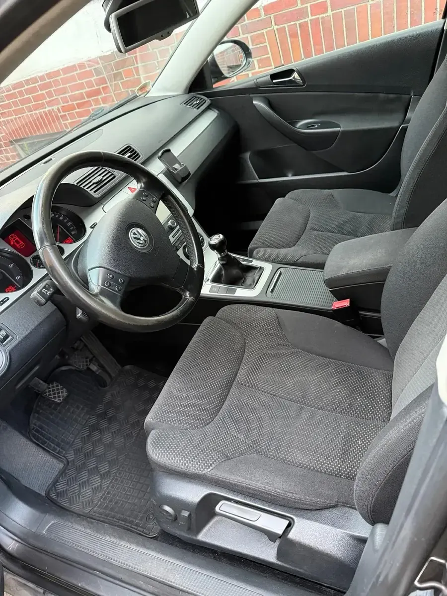 Gebraucht VW Passat 140 PS (102 kW) 2007 Braun Kombi