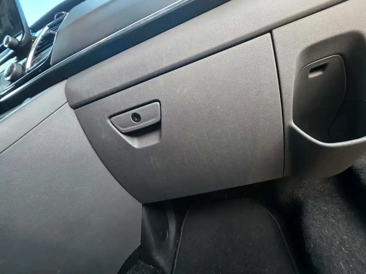 Gebraucht Ford Tourneo 185 PS (136 kW) 2021 Schwarz Van / Kleinbus