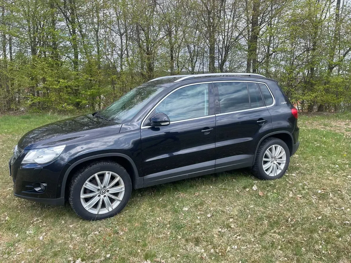 Gebraucht VW Tiguan Team 150 PS (110 kW) 2010 Schwarz SUV