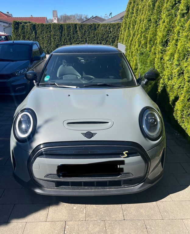 Grau Gebraucht 2022 Mini Cooper SE Resolute Edition Kleinwagen | 20.500 € (Fairer Preis) - Bild 1/4