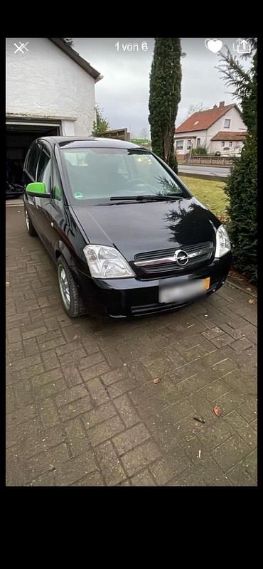 Schwarz Gebraucht 2004 Opel Meriva Van / Kleinbus | 1.700 € (Etwas zu teuer) - Bild 1/4