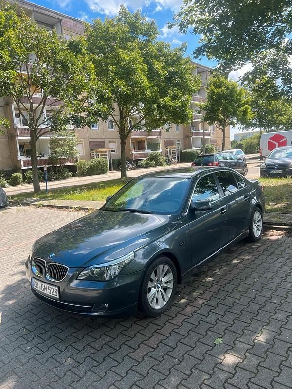 Gebraucht BMW 523 190 PS (139 kW) 2007 Limousine