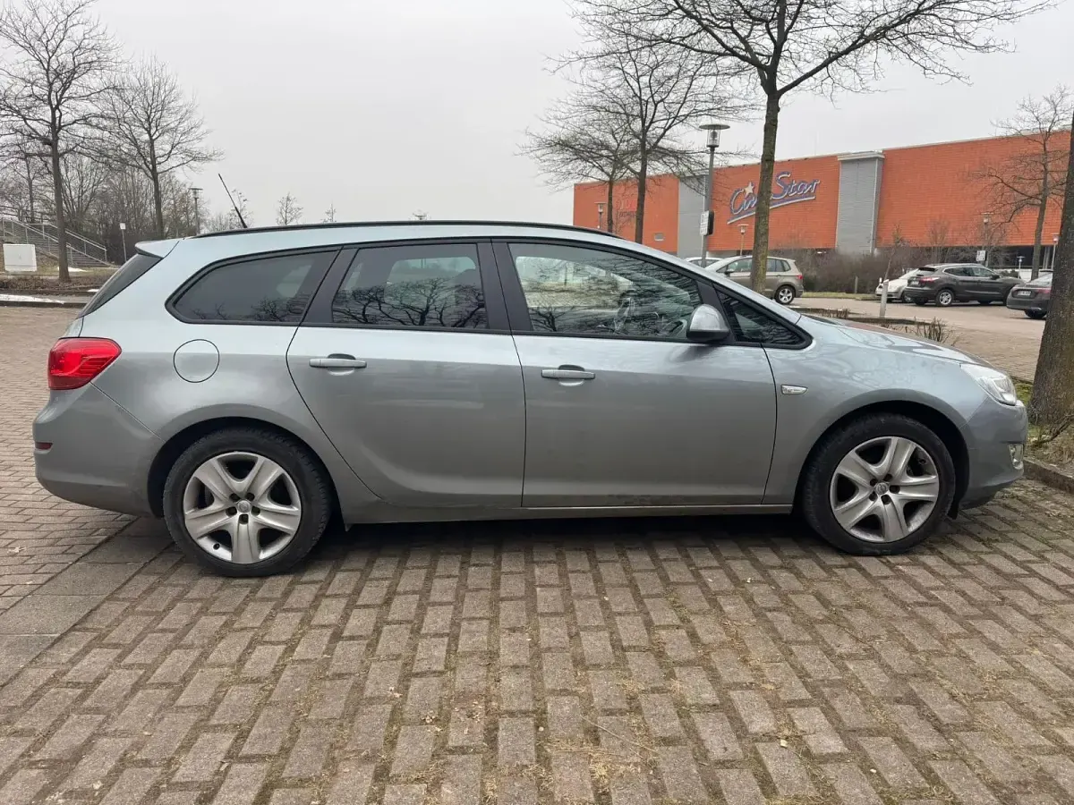 Brugt Opel Astra 120 HK (88 kW) 2011 Stationcar