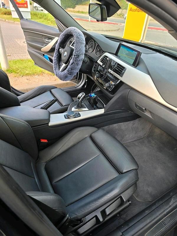 Second-hand BMW 325 224 CP (164 kW) 2016 Negru Break