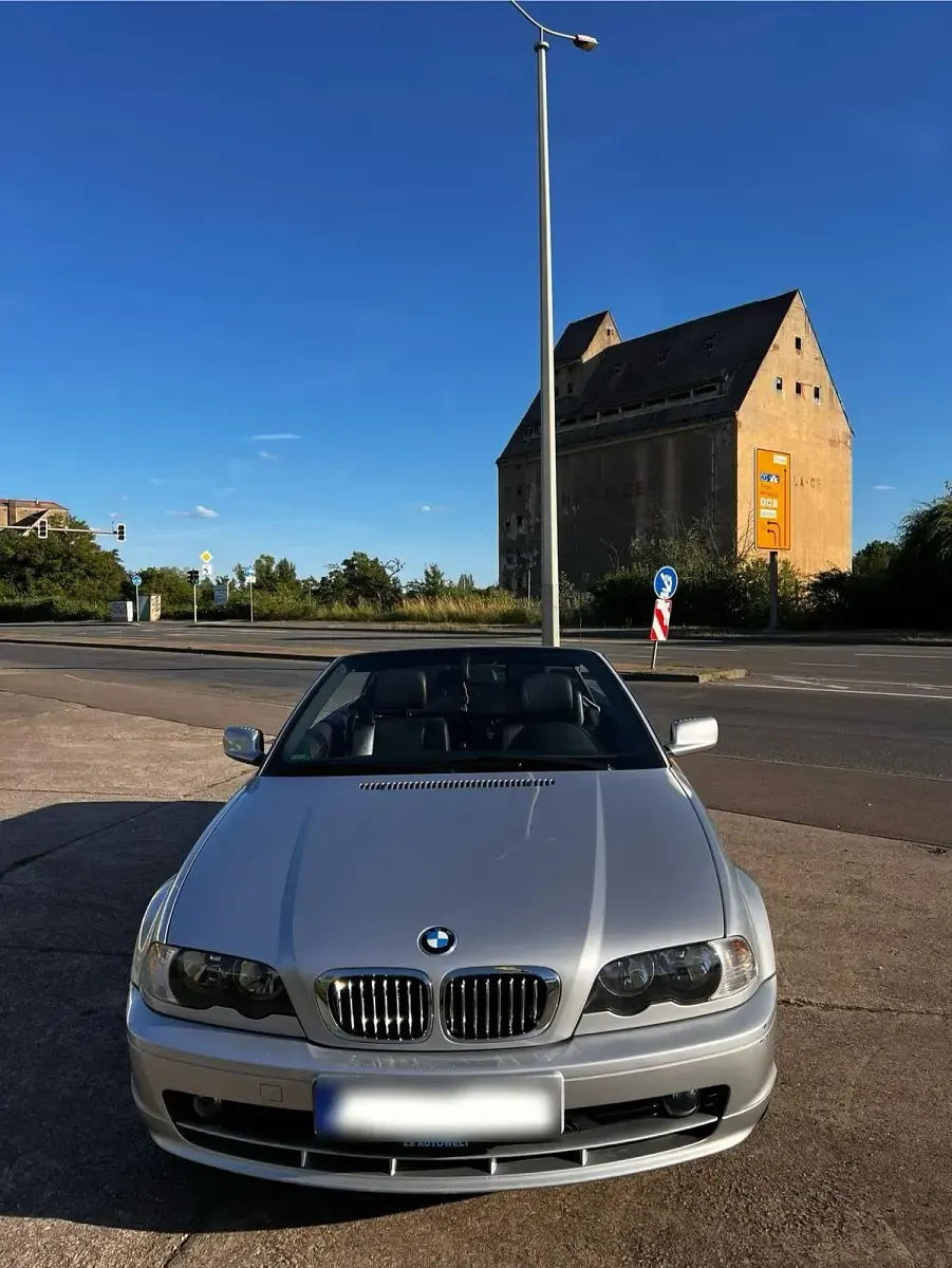 Gebraucht BMW 320 Cabriolet 170 PS (125 kW) 2001 Grau Cabrio