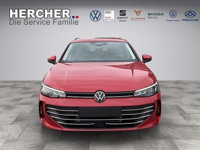 Gebraucht VW Passat Business 150 PS (110 kW) 2025 Rot Kombi