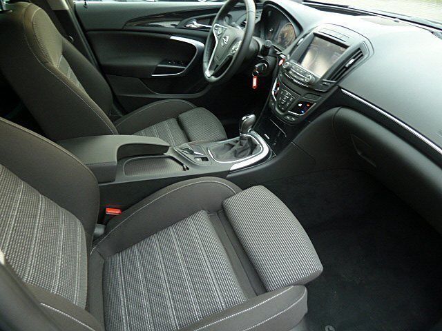 Gebraucht Opel Insignia Innovation 170 PS (125 kW) 2014 Grau metallic Kombi