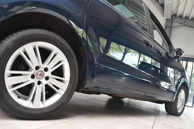 Gebraucht Seat Alhambra Style 140 PS (102 kW) 2013 Blau Van / Kleinbus