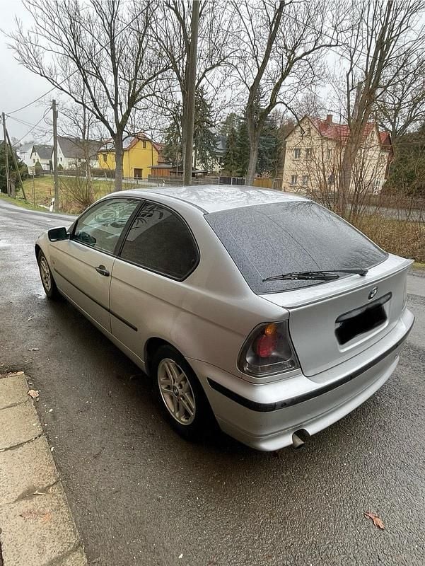 Gebraucht BMW 316 116 PS (85 kW) 2001 Silber Coupé