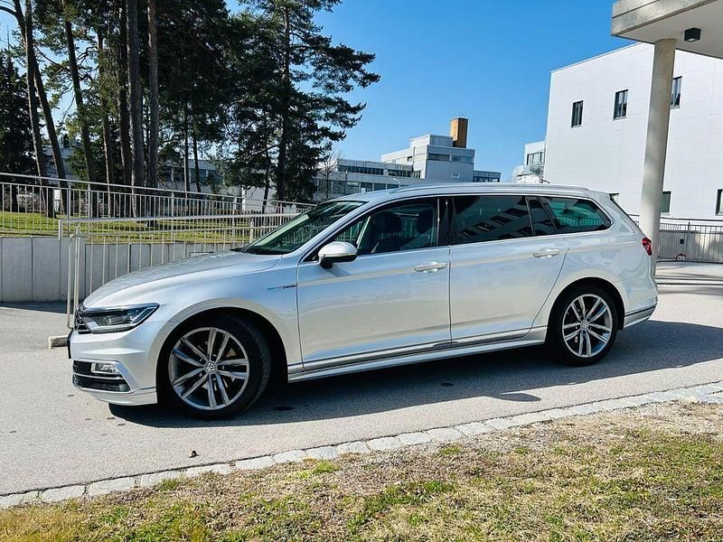 Gebraucht VW Passat Highline 190 PS (139 kW) 2018 Silber Kombi