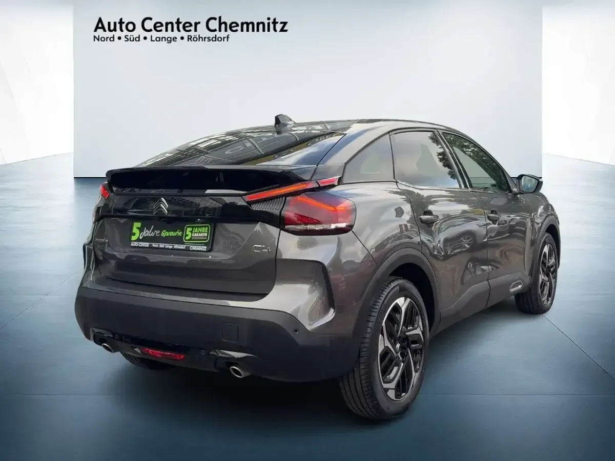 Gebraucht Citroën C4 131 PS (96 kW) 2024 Grau SUV