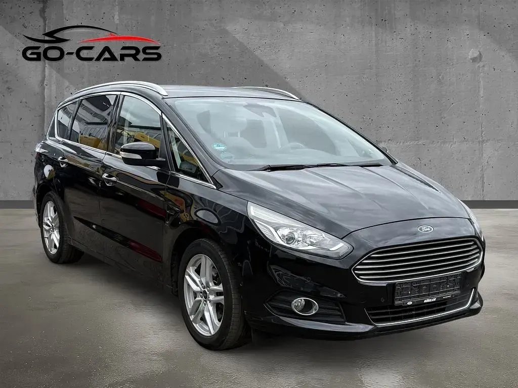 Gebraucht Ford S-MAX Titanium 160 PS (117 kW) 2016 Schwarz Van / Kleinbus