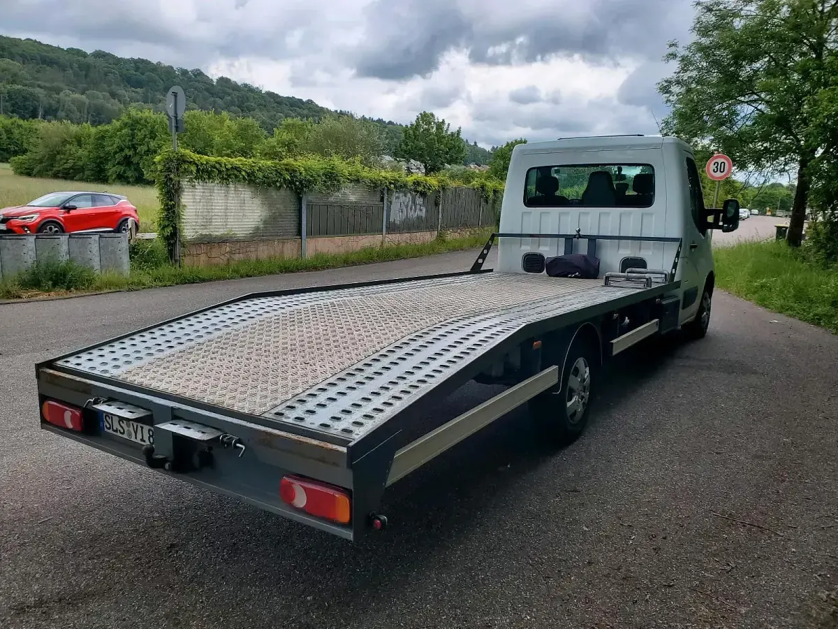 Gebraucht Renault Master 163 PS (119 kW) 2015 Weiß Van