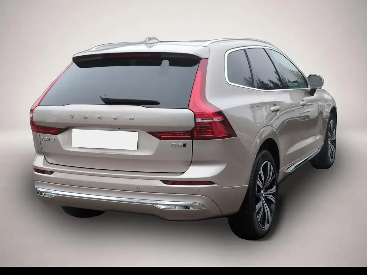 Gebraucht Volvo XC60 Ultimate 235 PS (172 kW) 2023 Manufacturer SUV
