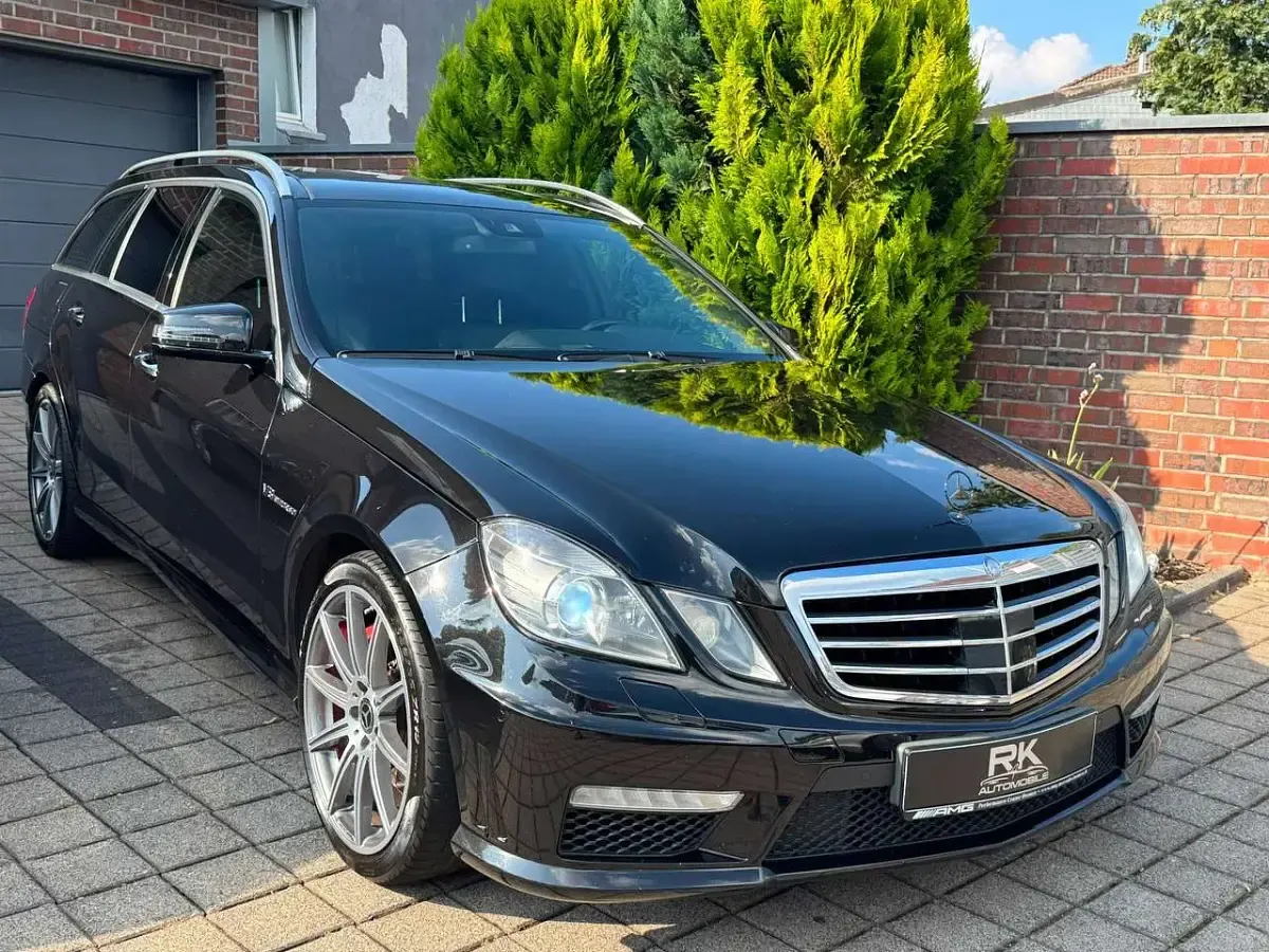 Gebraucht Mercedes E63 AMG AMG 557 PS (409 kW) 2011 Obsidianschwarz  metalliclack Kombi