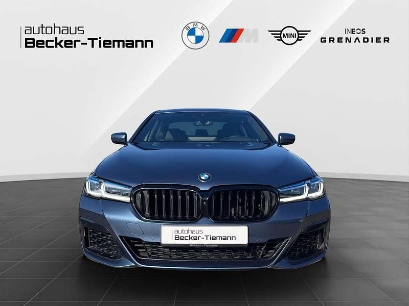 Gebraucht BMW M5 530 PS (389 kW) 2023 Arctic race blue Limousine