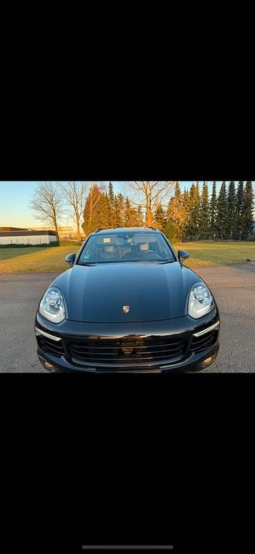 Schwarz Gebraucht 2017 Porsche Cayenne S SUV | 27.990 € - Bild 1/4