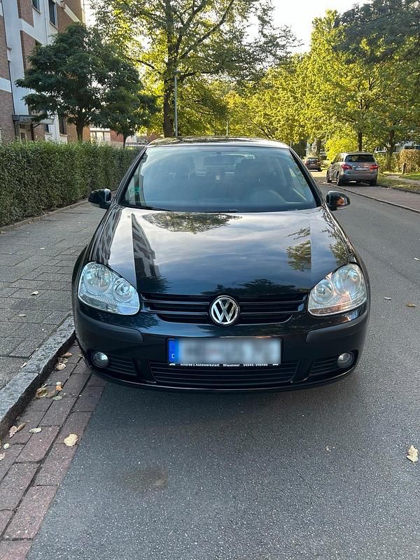 Schwarz Gebraucht 2005 VW Golf V Coupé | 2.750 € (Fairer Preis) - Bild 1/4