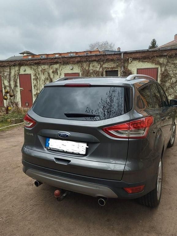 Gebraucht Ford Kuga Titanium 163 PS (119 kW) 2013 Grau SUV