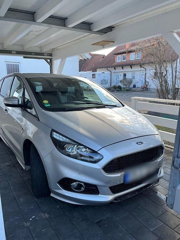 Gebraucht Ford S-MAX ST 190 PS (139 kW) 2019 Silber Van / Kleinbus