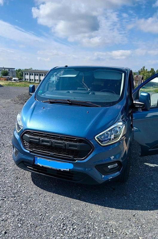 Blau Gebraucht 2019 Ford Transit Custom Limited Van / Kleinbus | 25.750 € (Etwas zu teuer) - Bild 1/4