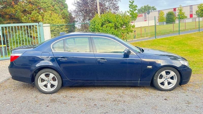 Gebraucht BMW 520 170 PS (125 kW) 2004 Blau Limousine