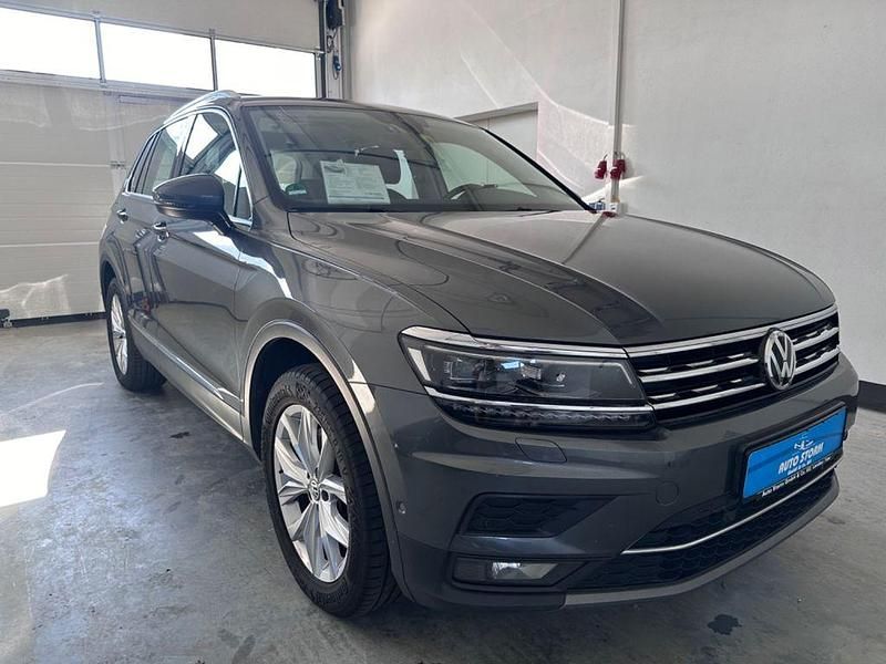 Indiumgrau metallic Gebraucht 2020 VW Tiguan Highline SUV | 21.999 € (Guter Preis) - Bild 1/4