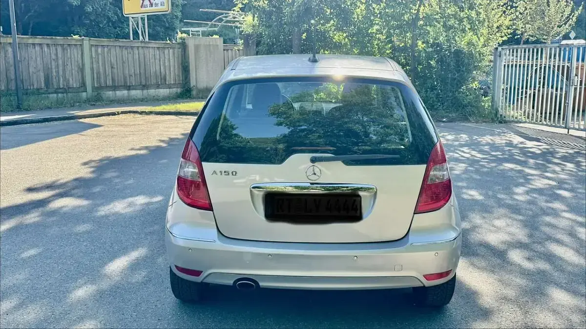 Gebraucht Mercedes A150 Elegance 95 PS (69 kW) 2008 Silber Limousine