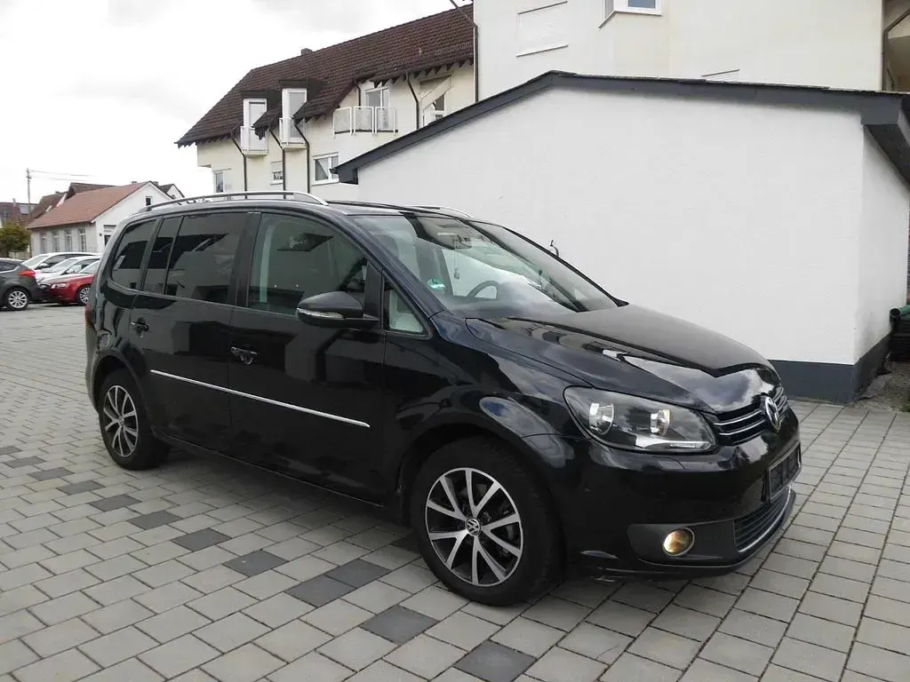 Gebraucht VW Touran Highline 140 PS (102 kW) 2012 Schwarz Van / Kleinbus
