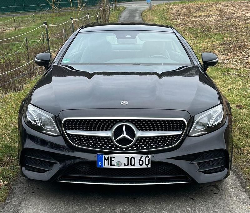 Gebraucht Mercedes E400 AMG 333 PS (244 kW) 2018 Schwarz Coupé