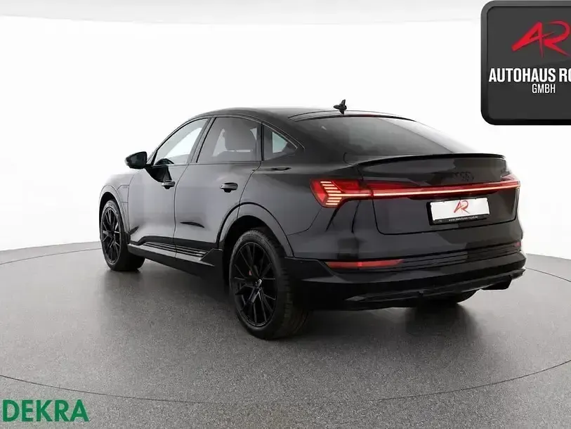 Gebraucht Audi e-tron Sportback S-Line 300 kW (408 PS) 2023 Schwarz SUV