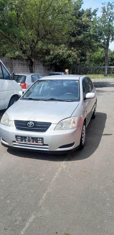 Silber Gebraucht 2004 Toyota Corolla Luna Limousine | 1.950 € - Bild 1/4