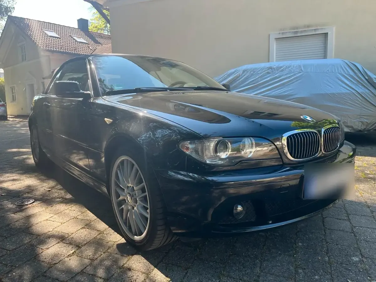 Gebraucht BMW 320 Cabriolet 170 PS (125 kW) 2004 Schwarz Cabrio