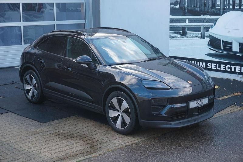 Schwarz Gebraucht 2025 Porsche Macan SUV | 78.999 € - Bild 1/4