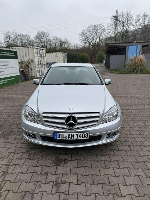 Gebraucht Mercedes C180 Elegance 156 PS (114 kW) 2010 Grau Limousine